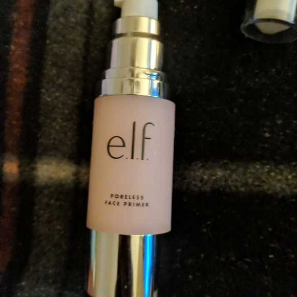 Elf - Picture 2 of 8